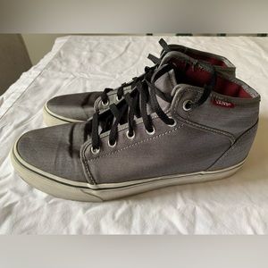 Men’s high top Vans shoes